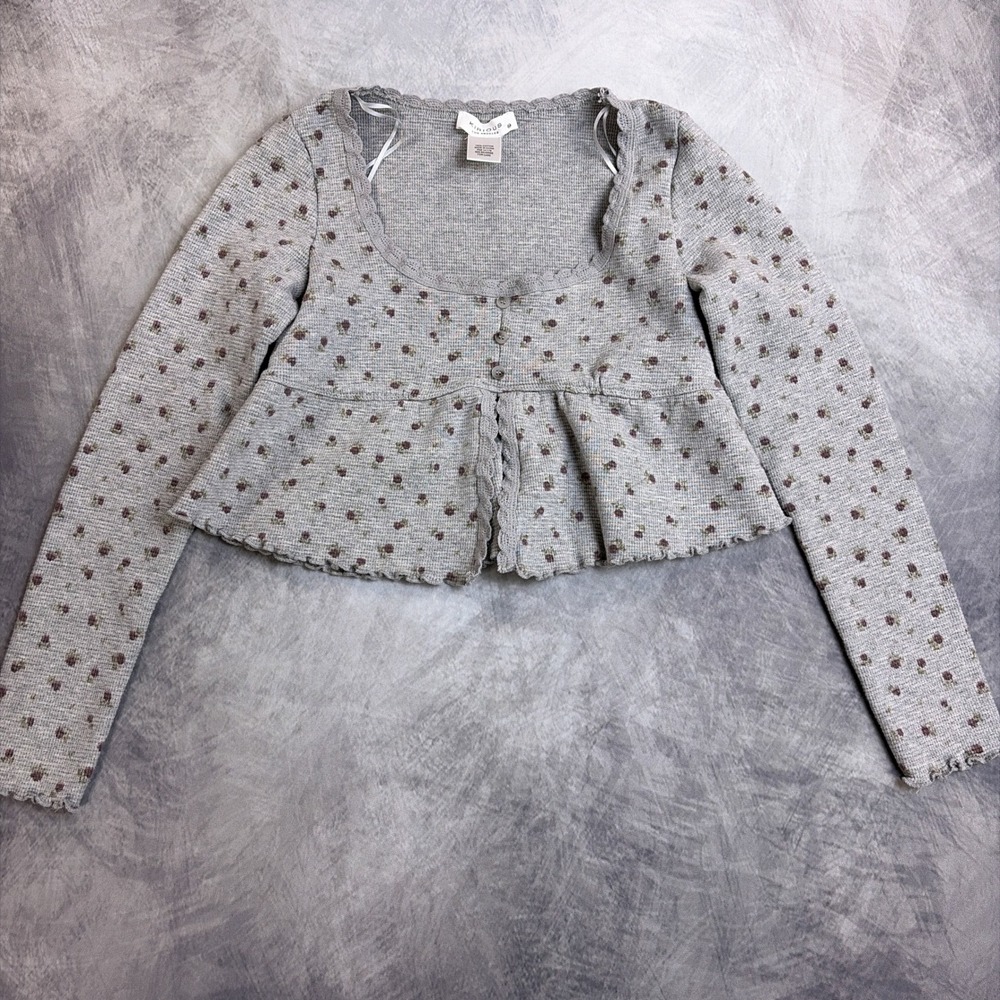 Kirious Los Angeles Floral Thermal Peplum Top Grey Waffle Knit Cardigan Medium